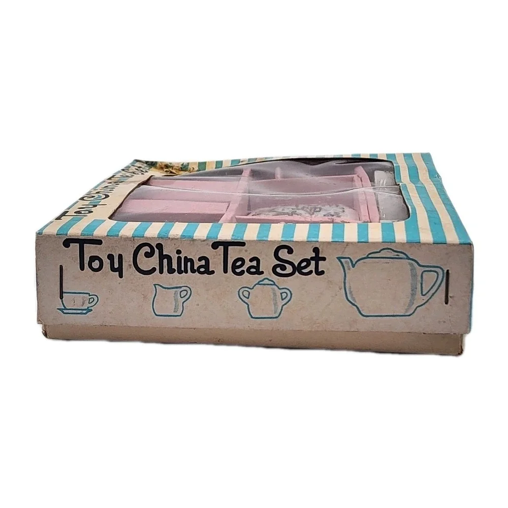 Vintage 1960s Childs Mini China Tea Set Complete Girl w Dog Print Original Box - Picture 9 of 10